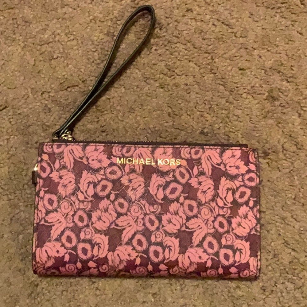 Michael Kors Jet Set Wallet